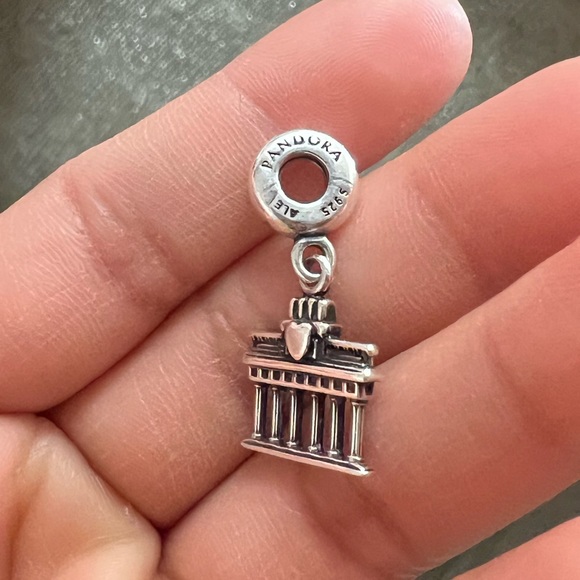 Retired Pandora Brandenburg Gate Germany National Icon Bead Dangle Charm Silver - Picture 7 of 12